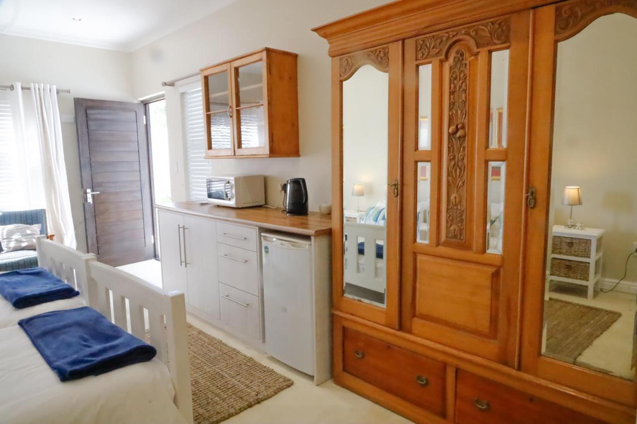 7 Wilde Olyf Street Apartment Рибек-Кастел Екстериор снимка